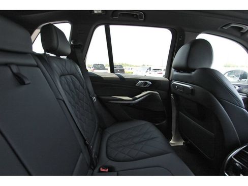 Used 2025 BMW X5 sDrive40i w/ Parking Assistance Package RWD image 13
