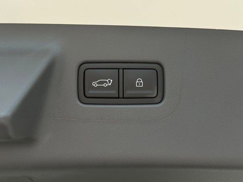 Used 2025 Hyundai Santa Fe Calligraphy image 17