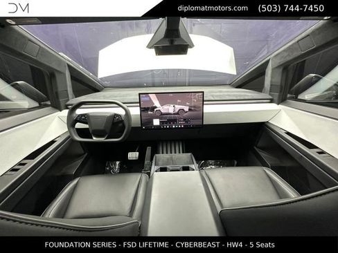 Used 2024 Tesla Cybertruck Cyberbeast AWD/4WD image 35
