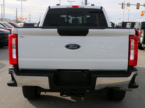 Used 2024 Ford F250 XL w/ XL Off-Road Package image 6