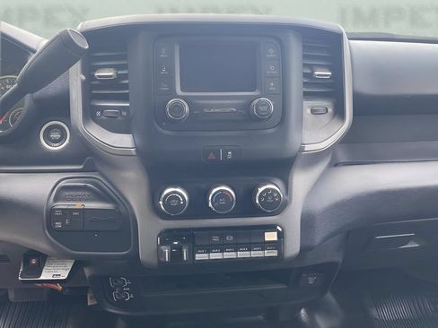 Used 2024 RAM 5500 Tradesman w/ Chrome Appearance Group AWD/4WD image 27
