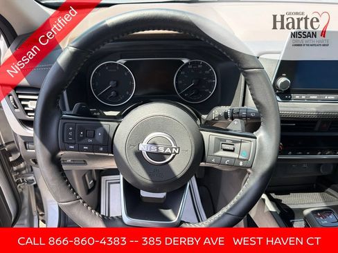 Certified 2023 Nissan Rogue SV w/ SV Premium B Package AWD/4WD image 12