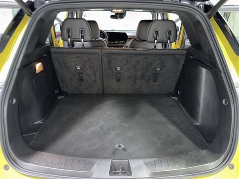 Used 2024 Chevrolet TrailBlazer RS w/ Convenience Package FWD image 28