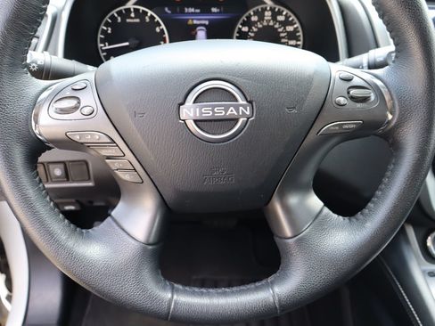 Used 2024 Nissan Murano SV FWD image 11