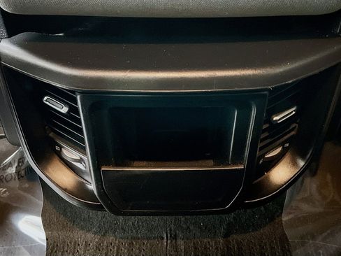Used 2021 RAM 1500 Big Horn RWD image 17
