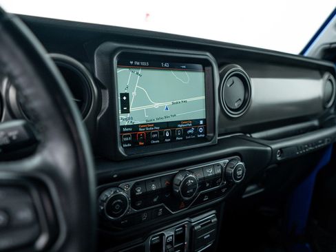 Used 2022 Jeep Wrangler Unlimited Sport AWD/4WD image 11