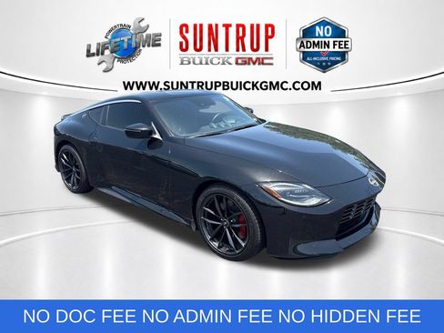 Used 2024 Nissan Z Performance w/ Floor Mat Package RWD image 8