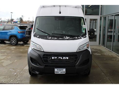 New 2026 RAM ProMaster 2500 w/ Premium Convenience Group image 3