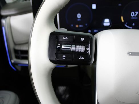 Used 2025 Hyundai Santa Fe Calligraphy image 25