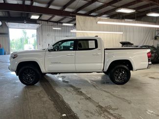 Used 2020 Toyota Tacoma SR5 AWD/4WD video 2
