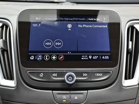 Used 2024 Chevrolet Malibu LT FWD image 29