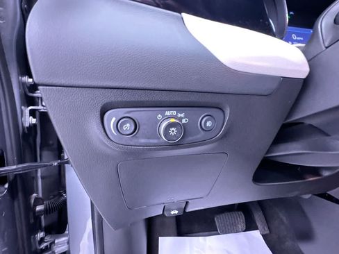 Used 2023 Buick Encore GX Preferred w/ Cold Weather Comfort Package FWD image 16