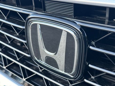 New 2025 Honda Accord EX-L image 11