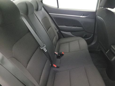 Used 2019 Hyundai Elantra Value Edition w/ Winter Weather Package FWD image 19