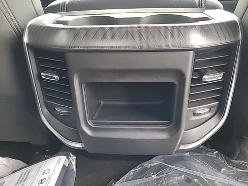 New 2026 RAM 2500 Big Horn AWD/4WD image 25