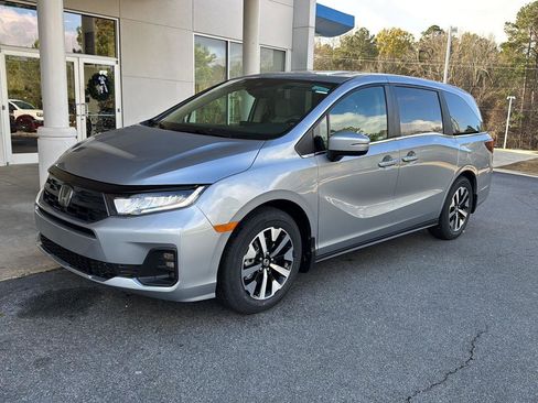 New 2026 Honda Odyssey EX-L image 1