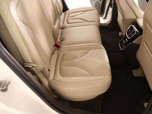 Used 2021 Lincoln Nautilus Reserve AWD/4WD image 14