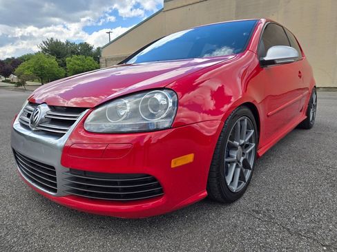 Used 2008 Volkswagen R32 AWD/4WD image 2