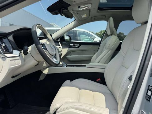 Certified 2026 Volvo XC60 B5 Ultra w/ Climate Package AWD/4WD image 13
