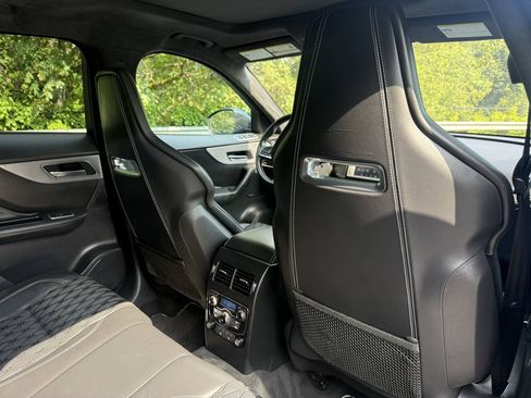 Used 2019 Jaguar F-PACE SVR AWD/4WD image 20