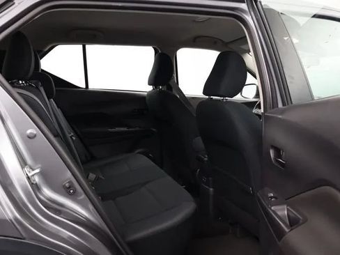 Used 2024 Nissan Kicks S FWD image 18