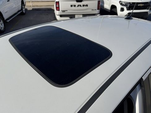 Used 2019 Honda Fit EX image 11