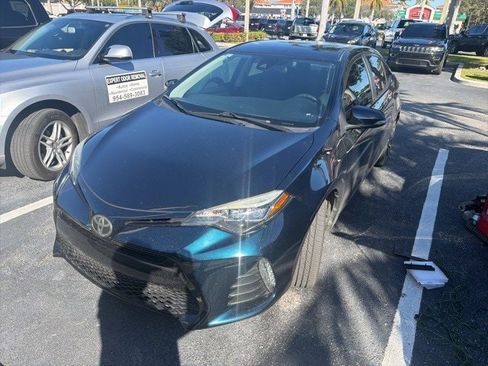 Used 2019 Toyota Corolla L image 2