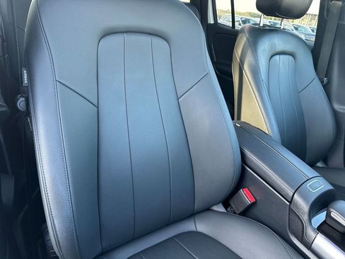 Certified 2022 Mercedes-Benz GLB 250 4MATIC image 36