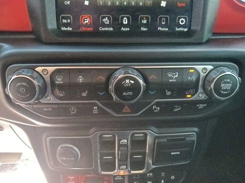Used 2021 Jeep Wrangler Unlimited Rubicon AWD/4WD image 24