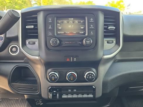Used 2024 RAM 3500 SLT w/ Quick Order Package 2YG SLT AWD/4WD image 18