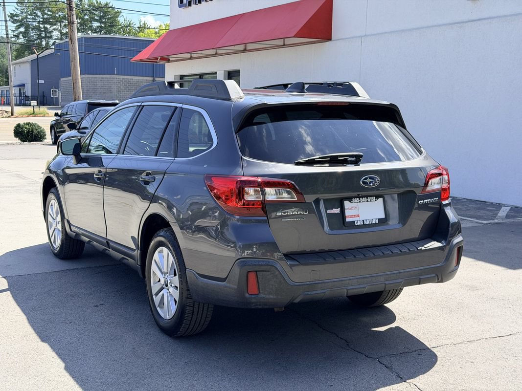 Used 2018 Subaru Outback 2.5i Premium AWD/4WD image 4