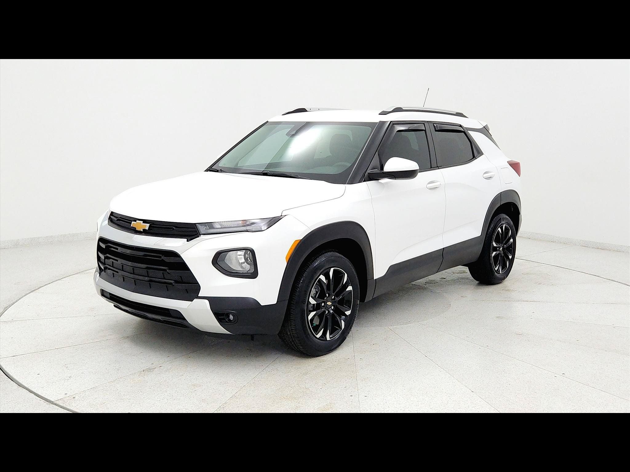 Used 2023 Chevrolet TrailBlazer LT w/ Convenience Package FWD image 1