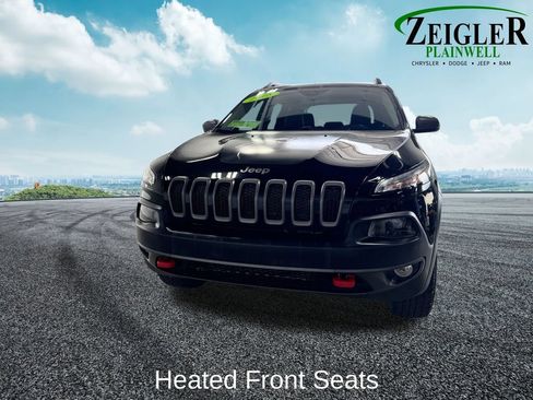 Used 2018 Jeep Cherokee Trailhawk w/ Cold Weather Group AWD/4WD image 9