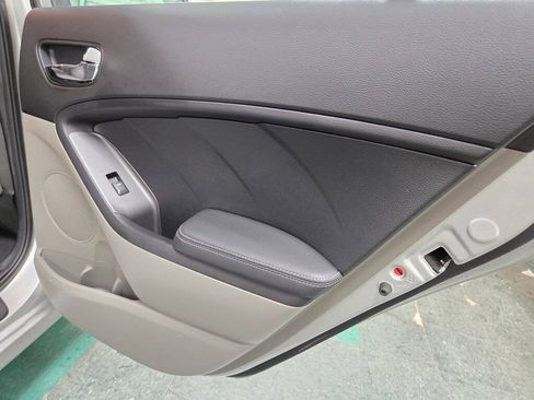 Used 2014 Kia Forte LX FWD image 33