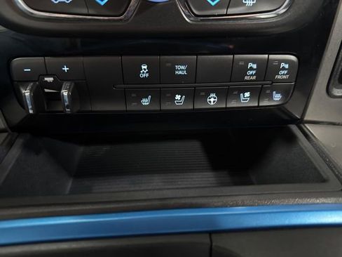 Used 2018 RAM 1500 Sport w/ Hydro Blue Sport Package image 24