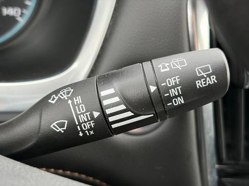 Used 2021 Chevrolet Traverse LS w/ LPO, Blackout Package FWD image 28