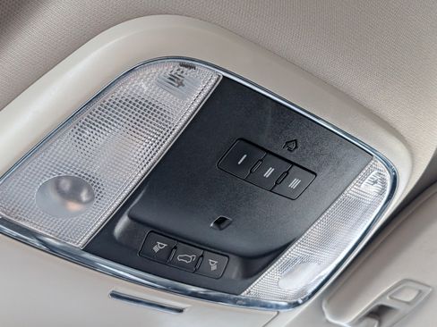 Used 2016 Dodge Durango Limited w/ Nav & Power Liftgate Group image 21