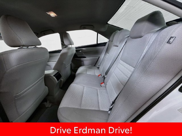 Certified 2017 Toyota Camry LE FWD image 9