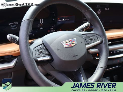 Used 2024 Cadillac XT4 Sport FWD image 24
