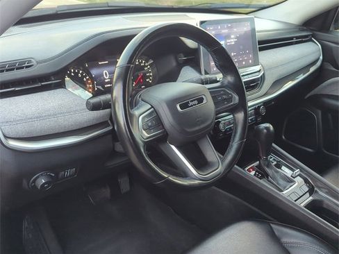 Certified 2022 Jeep Compass Latitude w/ Convenience Group image 20