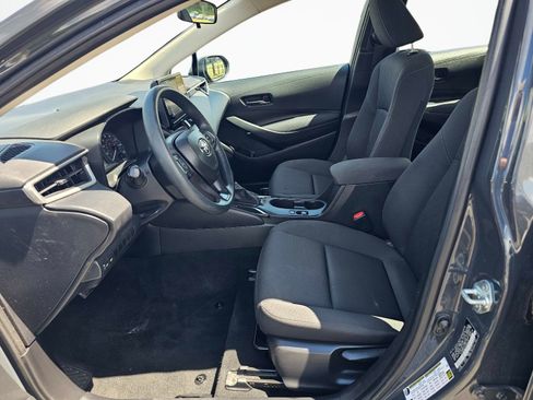 Used 2023 Toyota Corolla LE FWD image 16