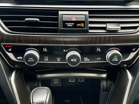 Used 2022 Honda Accord EX-L image 17