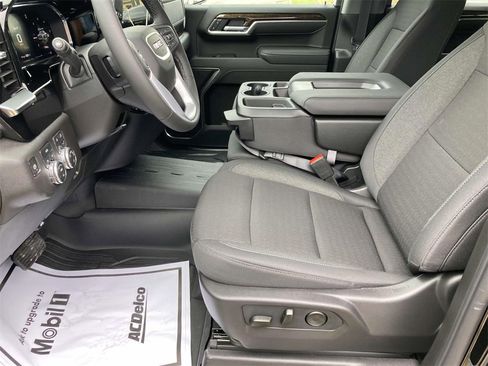 New 2026 GMC Sierra 1500 SLE w/ Preferred Package image 16