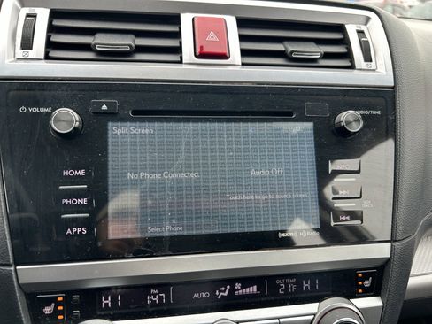 Used 2016 Subaru Legacy 2.5i Premium image 12