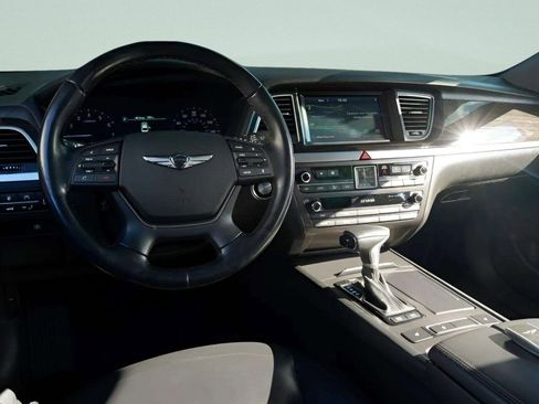 Used 2019 Genesis G80 3.8 image 38