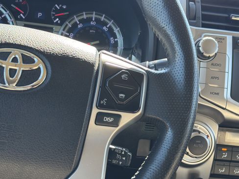 Used 2017 Toyota 4Runner Limited image 20