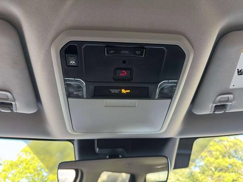 Used 2023 Toyota Tundra SR5 w/ SR5 Premium Package AWD/4WD image 34