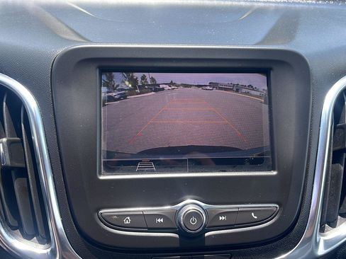 Used 2024 Chevrolet Equinox LT w/ Driver Convenience Package FWD image 25