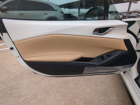 New 2025 MAZDA MX-5 Miata RF Grand Touring image 8