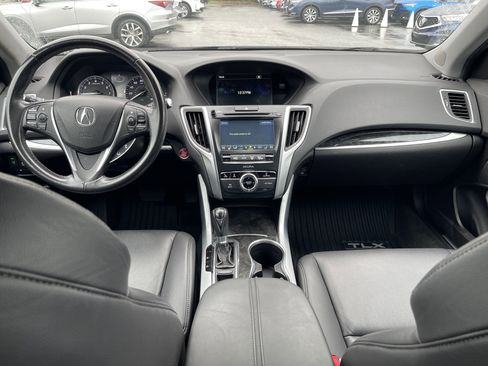 Used 2018 Acura TLX image 13